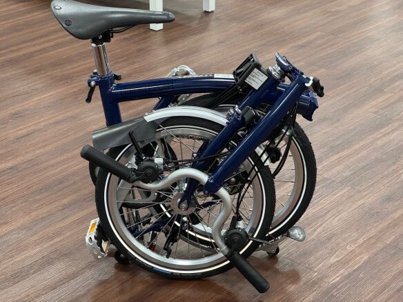 Brompton Explore Archiv Edition Tempest blue Glossy mit Licht