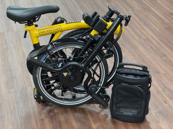 Brompton Electric C Line 4-Gang Bumblebee Yellow Hoher Lenker