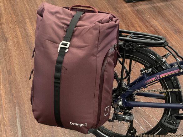 otinga Flip V2 Urban Aubergine Rot Fahrradtasche