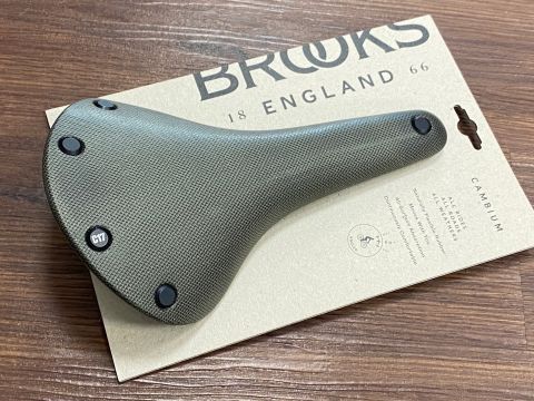 Brooks Cambium C17 Mud Grün Sattel